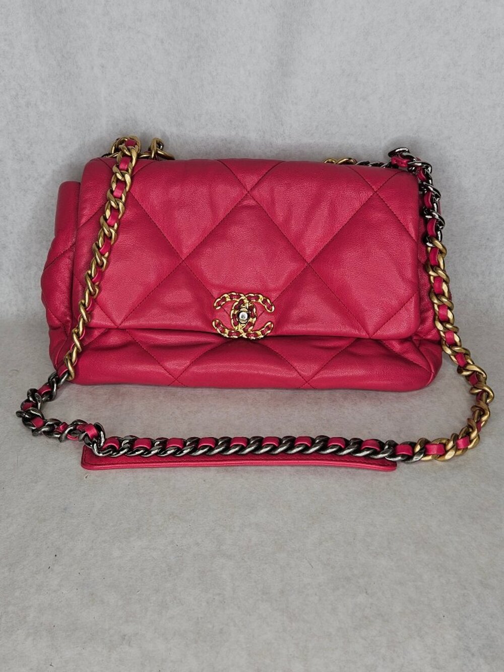 Chanel 19 Pink Quilted Leather Flap Crossbody Shoulder Bag Purse Handbag